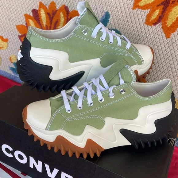 Converse A03906C
RUN STAR MOTION O ALOE GREENESRET/BLACK
WMNS sneakers- Platform - Picture 11 of 16